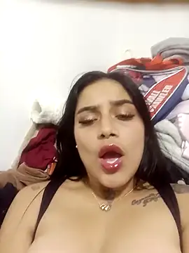 Snapshot of Emily_sharlot chatting on 3, 3, 2025 Emily sharlot online show from 3, 3, 2025