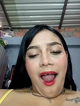 Snapshot of Emily_sharlot chatting on 11, 3, 2025 Emily sharlot online show from 11, 3, 2025