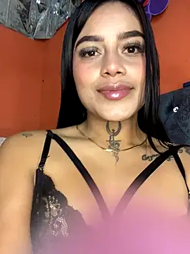 Snapshot of Emily_sharlot chatting on 26, 11, 2025 Emily sharlot online show from 26, 11, 2025