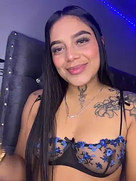 Snapshot of Emily_sharlot chatting on 12, 6, 2026 Emily sharlot online show from 12, 6, 2026