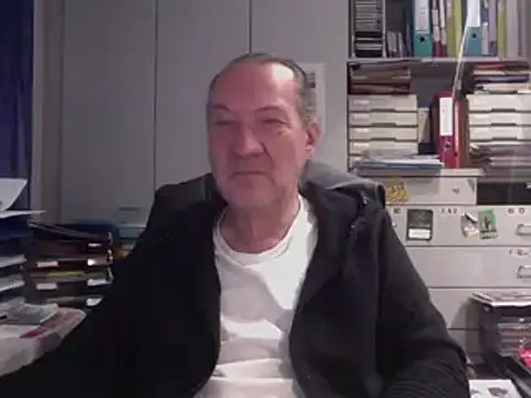 HMStraps01 online show from 21, 11, 2025