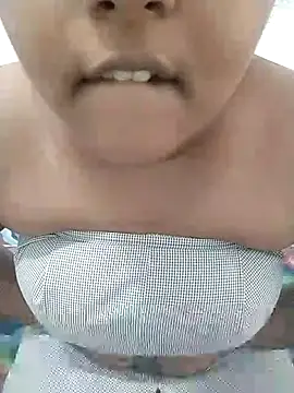 Snapshot of SLbeaty chatting on 11, 9, 2025 SLbeaty online show from 11, 9, 2025