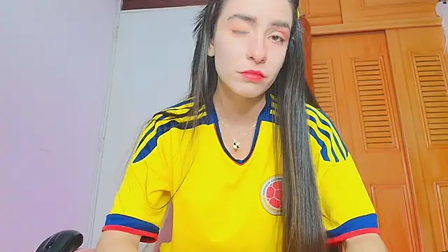 Peach Rose  online show from 15, 11, 2025