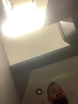 Snapshot of guccititi chatting on 24, 10, 2025 guccititi online show from 24, 10, 2025