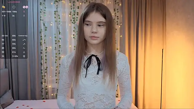 CarolinePepper online show from 15, 2, 2026