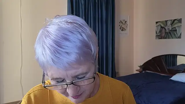 Sandra Snowflake online show from 20, 11, 2025