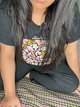 Snapshot of Sassy-soumu chatting on 8, 11, 2025 Sassy-soumu online show from 8, 11, 2025