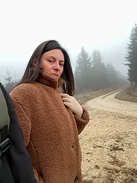 Snapshot of AvaFlowers6 chatting on 18, 12, 2025 AvaFlowers6 online show from 18, 12, 2025