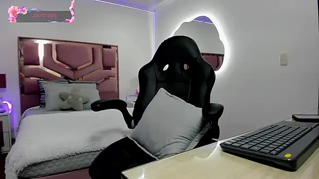 MollyCraft online show from 21, 2, 2025