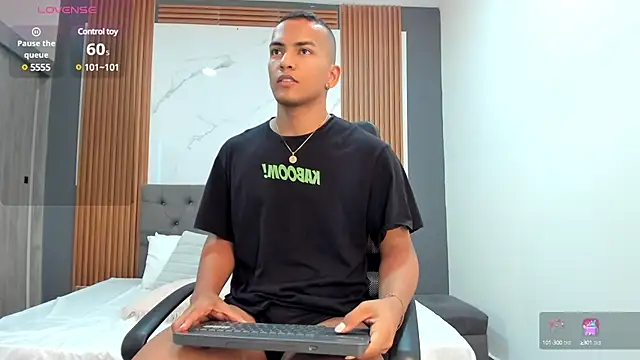 Rafa2004Cruz online show from 19, 2, 2025