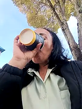 Coeur de luxure online show from 4, 2, 2026