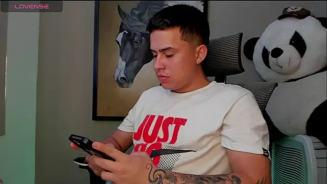 mattiwsmorris  online show from 22, 9, 2025