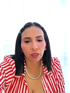 Snapshot of Mrsvictoriaaa chatting on 28, 11, 2025 Mrsvictoriaaa online show from 28, 11, 2025