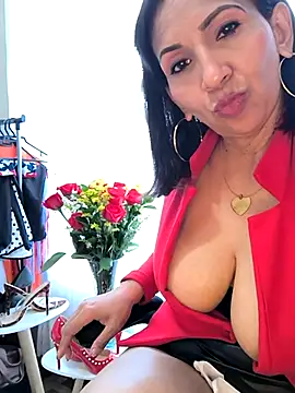 Snapshot of Mrsvictoriaaa chatting on 5, 2, 2026 Mrsvictoriaaa online show from 5, 2, 2026