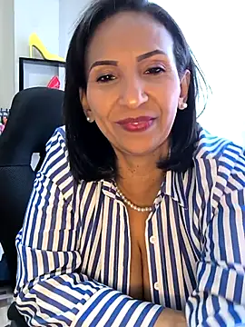Snapshot of Mrsvictoriaaa chatting on 15, 4, 2026 Mrsvictoriaaa online show from 15, 4, 2026