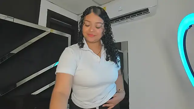 Snapshot of Rubyxht chatting on 24, 10, 2025 Rubyxht online show from 24, 10, 2025