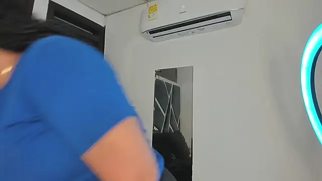 Snapshot of Rubyxht chatting on 1, 12, 2025 Rubyxht online show from 1, 12, 2025