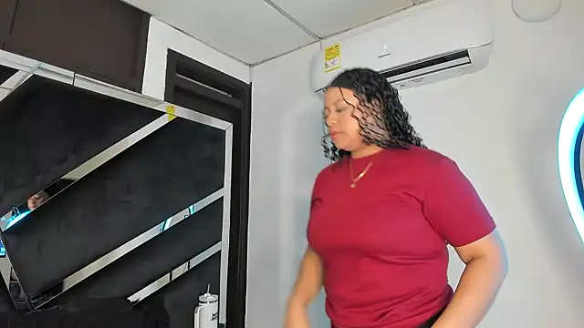 Snapshot of Rubyxht chatting on 19, 12, 2025 Rubyxht online show from 19, 12, 2025