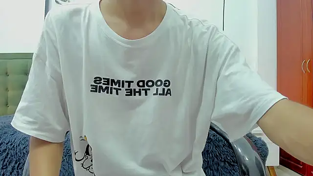 Snapshot of Johann_sex chatting on 21, 11, 2025 Johann sex online show from 21, 11, 2025