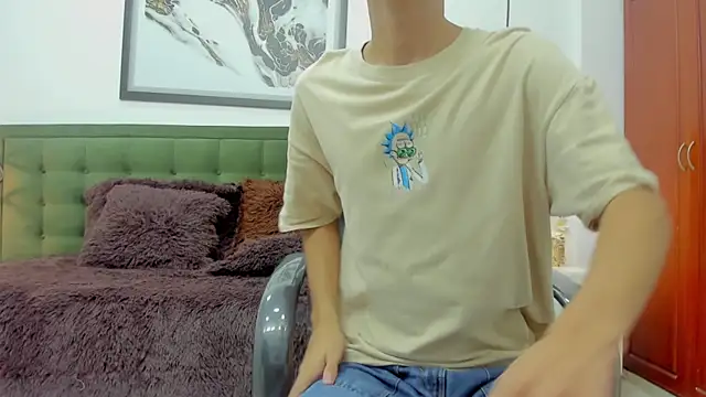 Snapshot of Johann_sex chatting on 17, 12, 2025 Johann sex online show from 17, 12, 2025