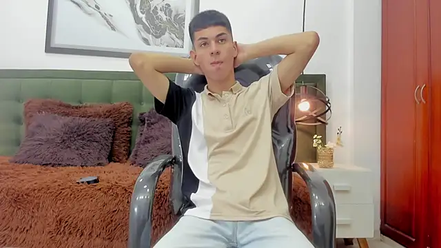 Snapshot of Johann_sex chatting on 6, 1, 2026 Johann sex online show from 6, 1, 2026