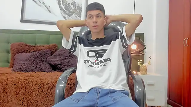 Snapshot of Johann_sex chatting on 7, 1, 2026 Johann sex online show from 7, 1, 2026