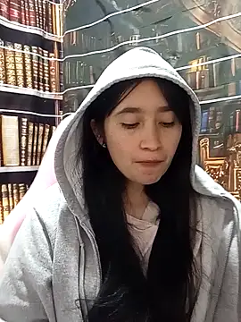 Snapshot of Arielle_lov chatting on 15, 4, 2026 Arielle lov online show from 15, 4, 2026