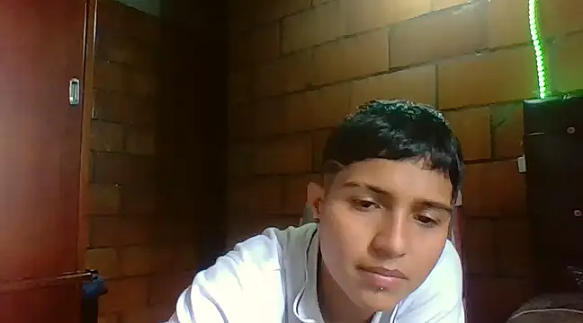 cora-gunn online show from 12, 3, 2025