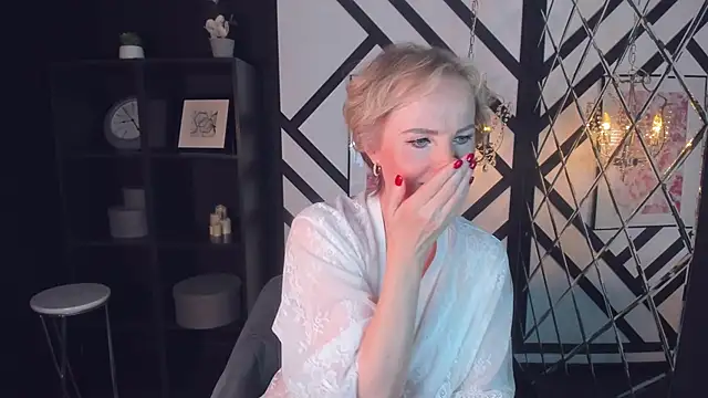 Sandra Kind online show from 15, 3, 2025