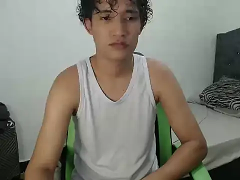 Boy coll online show from 7, 4, 2026