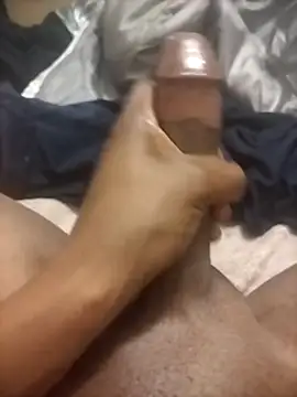 Snapshot of TwistedR chatting on 9, 9, 2025 TwistedR online show from 9, 9, 2025