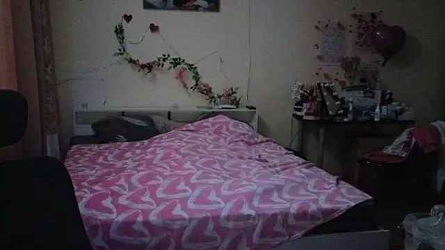 boozekirs  online show from 11, 3, 2026