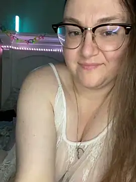 HTXBELLE online show from 15, 3, 2025