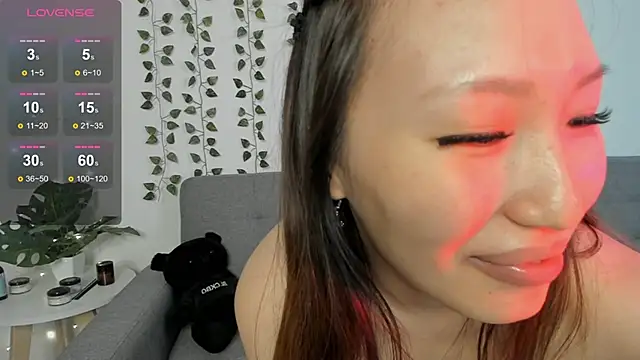 Christine Carlson online show from 21, 2, 2025