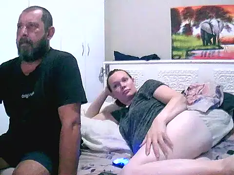 Snapshot of redsparrowXxXx chatting on 17, 2, 2026 redsparrowXxXx online show from 17, 2, 2026