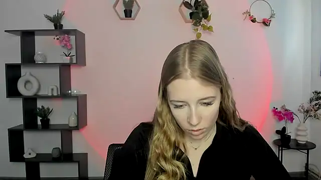 AnnNorriss online show from 2, 3, 2025