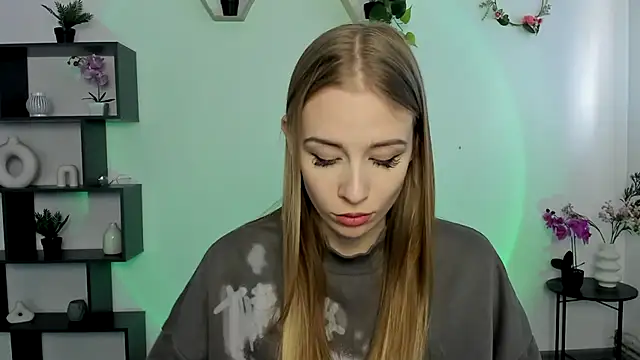 AnnNorriss online show from 5, 3, 2025