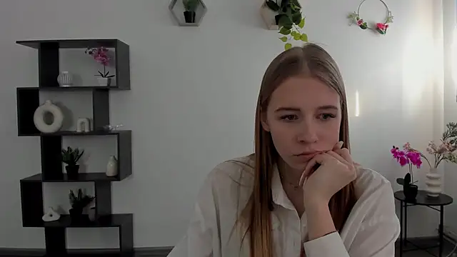 AnnNorriss online show from 9, 3, 2025