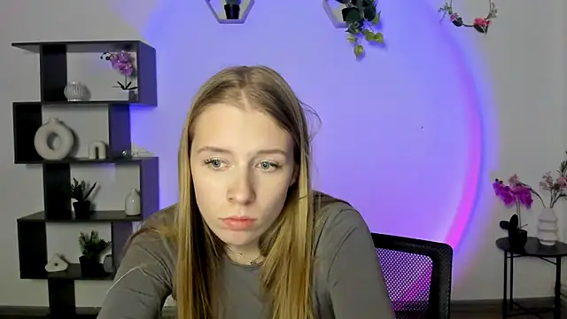 AnnNorriss online show from 12, 3, 2025