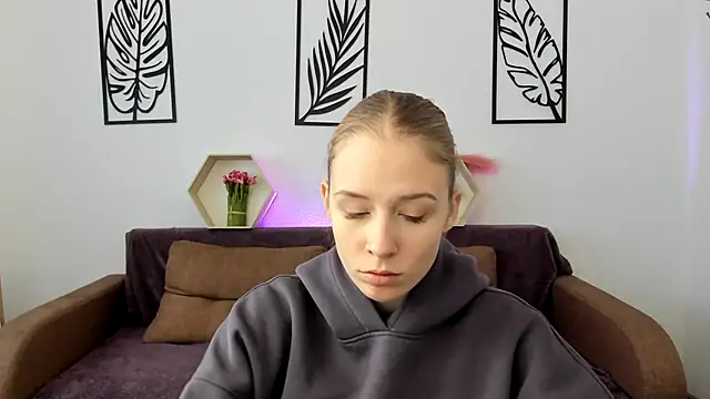 AnnNorriss online show from 13, 3, 2025