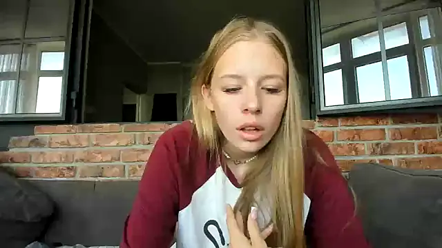 AnnNorriss online show from 21, 9, 2025