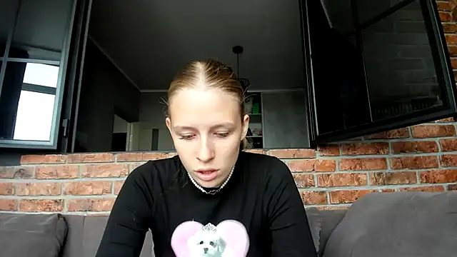 AnnNorriss online show from 6, 10, 2025