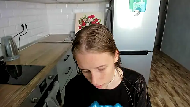 AnnNorriss online show from 30, 10, 2025