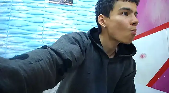 Snapshot of seigfried0 chatting on 17, 3, 2025 seigfried0 online show from 17, 3, 2025