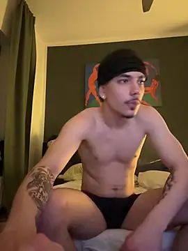 Snapshot of NaomiMulan chatting on 22, 2, 2025 NaomiMulan online show from 22, 2, 2025