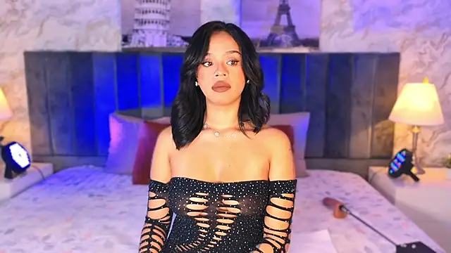 Snapshot of LiaHilton2 chatting on 18, 9, 2025 LiaHilton2 online show from 18, 9, 2025