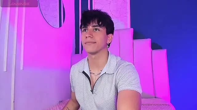 Allex Cano online show from 8, 11, 2025