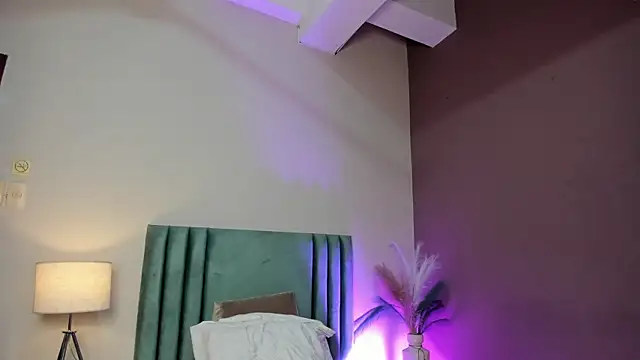 Zamira Taylor online show from 9, 4, 2026