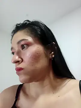 Snapshot of julieth26 chatting on 10, 3, 2026 julieth26 online show from 10, 3, 2026