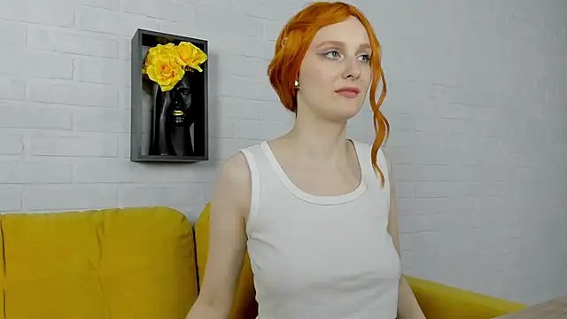 KristinMoore online show from 1, 3, 2025